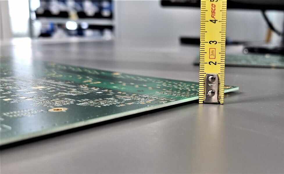 Comment éviter les courbures et les torsions dans votre circuit imprimé ?